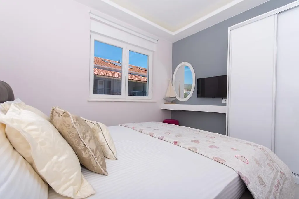 Apartments Soho Trogir