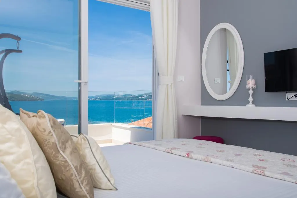 Apartments Soho Trogir 0*,  Kroatien